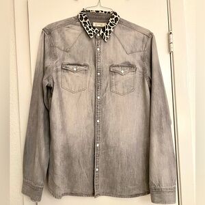 ✨All Saints✨ Gray Denim Pearl Snap w/ Animal Print Corduroy Collar